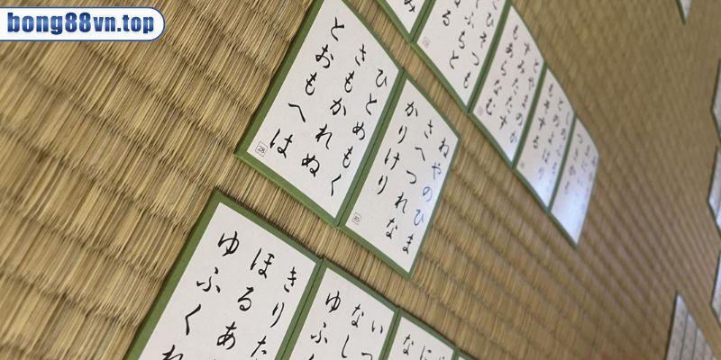 Học hỏi cách chơi bài Karuta nhanh thắng